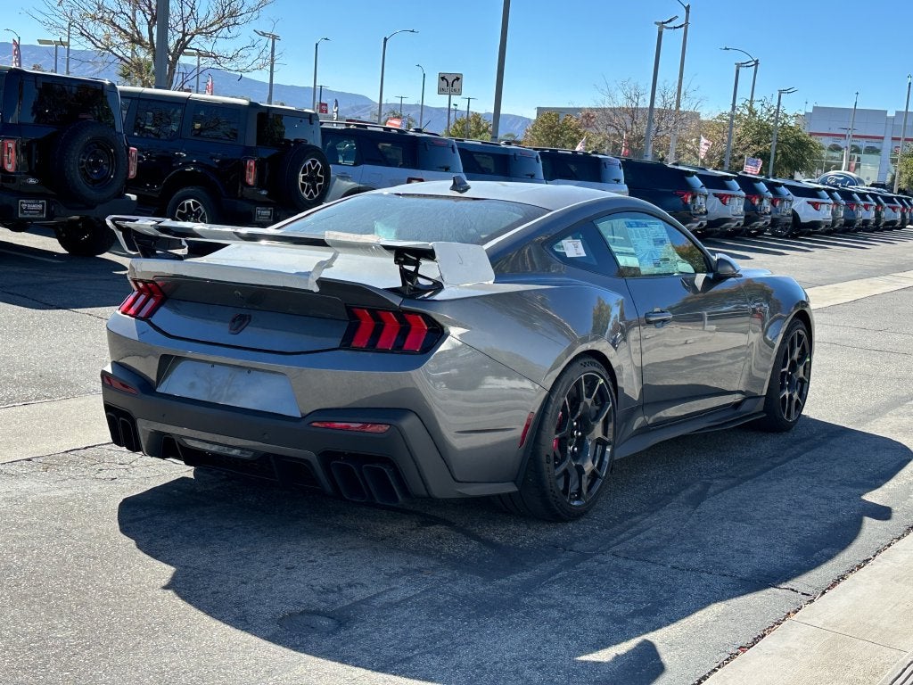 2026 Ford Mustang Dark Horse