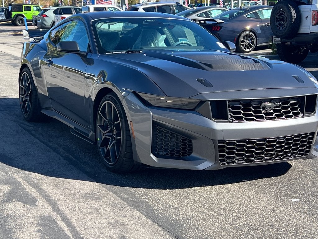 2026 Ford Mustang Dark Horse