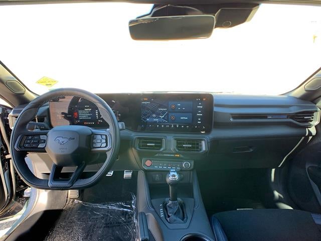 2025 Ford Mustang Dark Horse Fastback