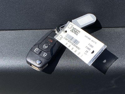 2025 Ford Super Duty F-350 SRW XL 2WD Reg Cab 145" WB 60" CA