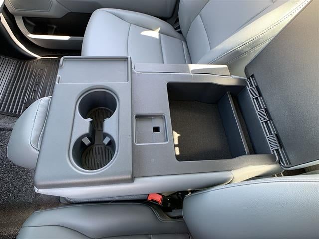 2025 Ford Super Duty F-350 SRW XL 2WD Reg Cab 145" WB 60" CA