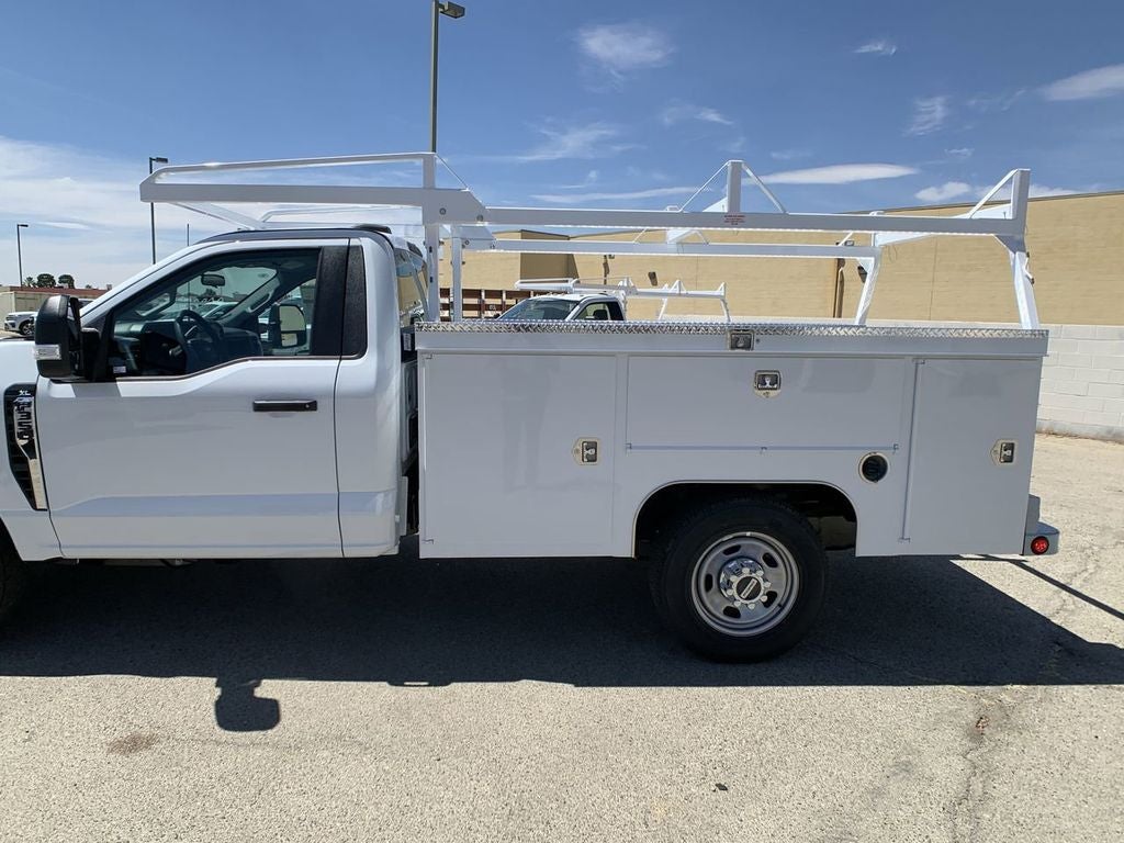 2025 Ford F-350SD XL