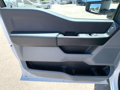 2025 Ford Super Duty F-350 DRW XL 2WD Reg Cab 169" WB 84" CA