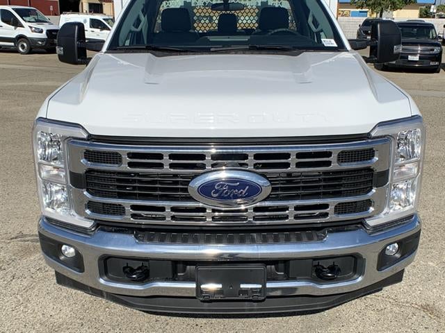 2025 Ford Super Duty F-350 DRW XL 2WD Reg Cab 169" WB 84" CA
