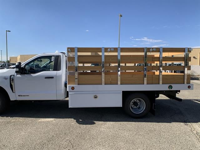2025 Ford Super Duty F-350 DRW XL 2WD Reg Cab 169" WB 84" CA