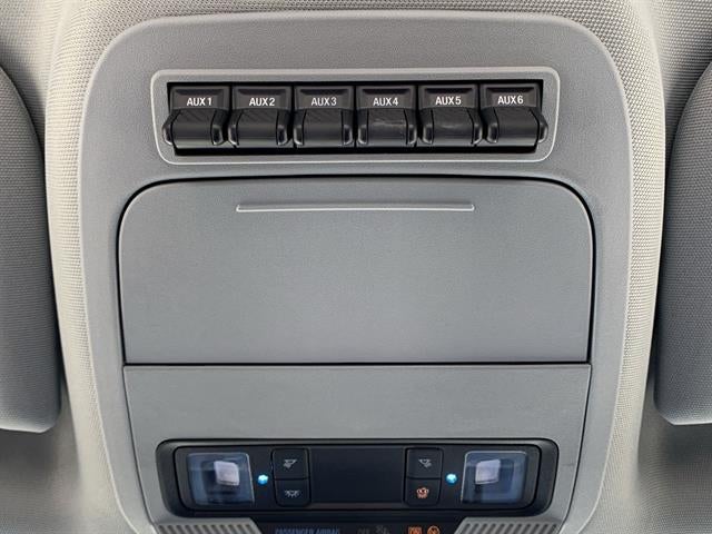 2025 Ford Super Duty F-350 DRW XL 2WD Reg Cab 169" WB 84" CA