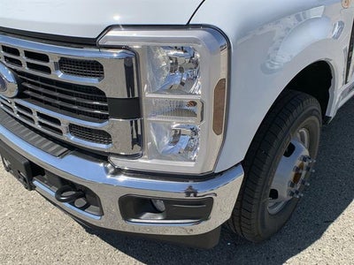 2025 Ford Super Duty F-350 DRW XL 2WD Reg Cab 169" WB 84" CA