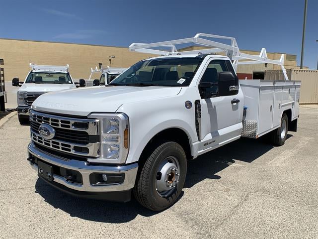 2025 Ford Super Duty F-350 DRW XL 2WD Reg Cab 169" WB 84" CA