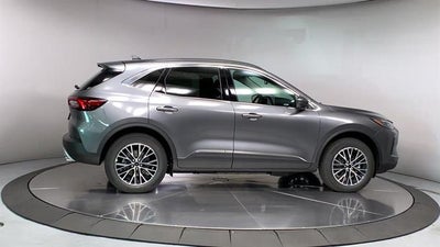 2025 Ford Escape PHEV FWD