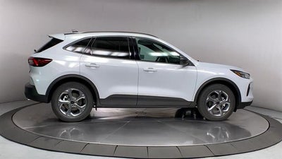 2025 Ford Escape ST-Line FWD