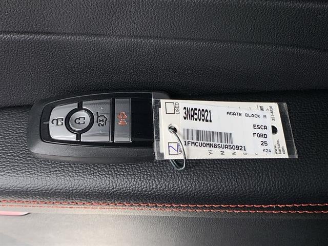 2025 Ford Escape ST-Line FWD