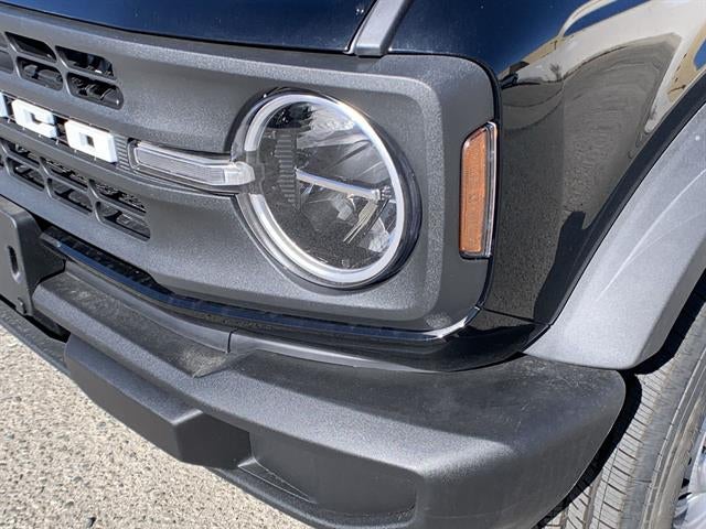 2025 Ford Bronco Base 4 Door 4x4
