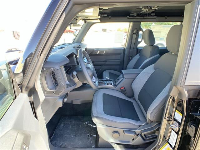 2025 Ford Bronco Base 4 Door 4x4