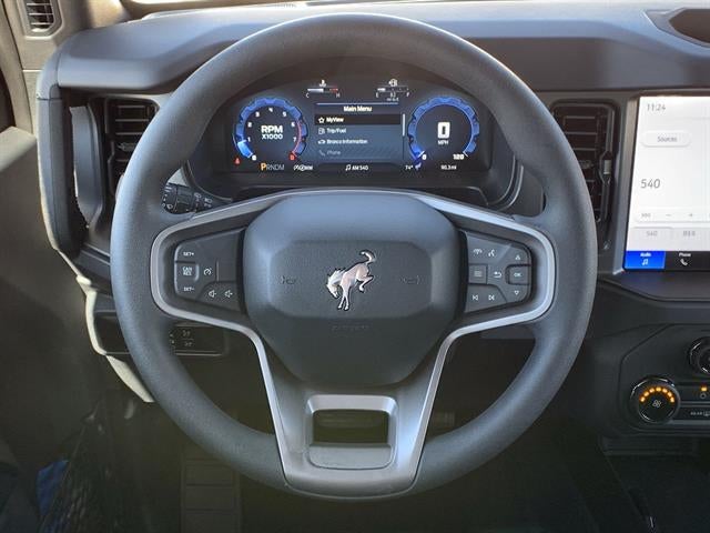 2025 Ford Bronco Base 4 Door 4x4