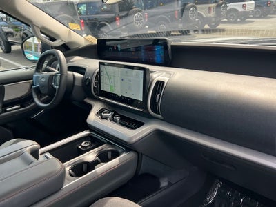2025 Ford Expedition Max Active max