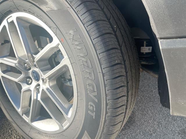 2026 Ford Explorer Active w/200A Pkg RWD