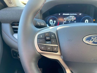 2026 Ford Explorer Active w/200A Pkg RWD