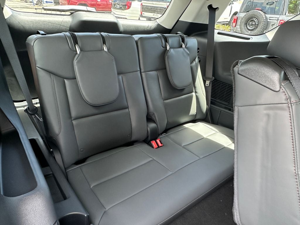 2026 Ford Explorer Active w/100A Pkg RWD