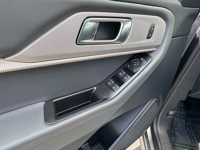 2026 Ford Explorer Active w/100A Pkg RWD