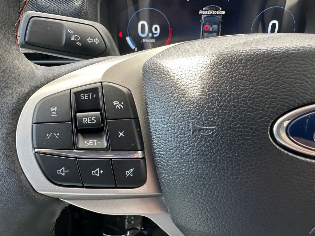 2026 Ford Explorer Active w/100A Pkg RWD