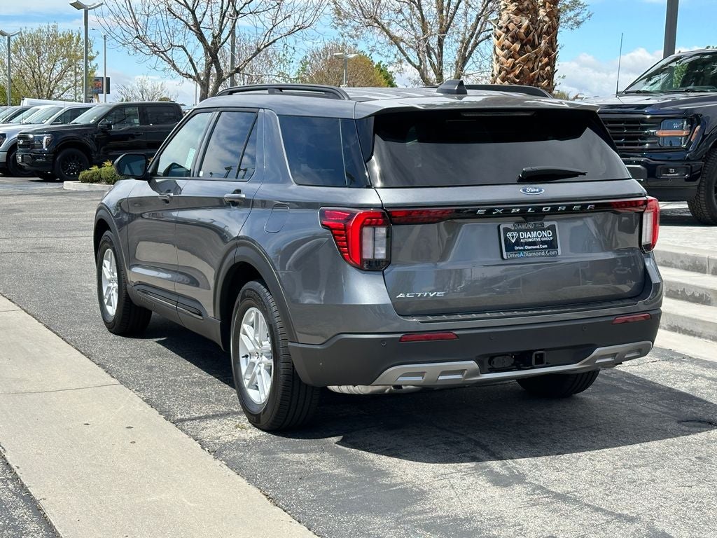2026 Ford Explorer Active w/100A Pkg RWD