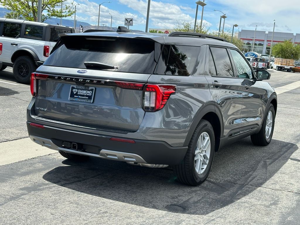 2026 Ford Explorer Active w/100A Pkg RWD