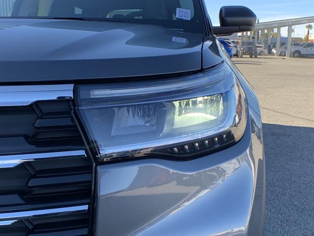 2026 Ford Explorer Active w/100A Pkg RWD