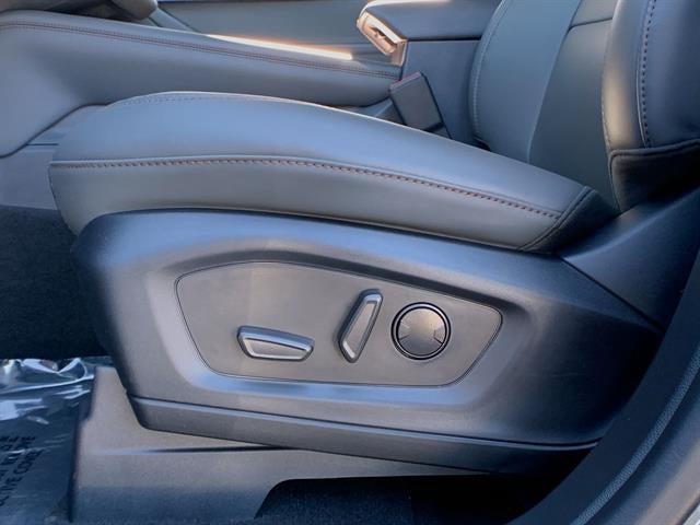 2026 Ford Explorer Active w/100A Pkg RWD