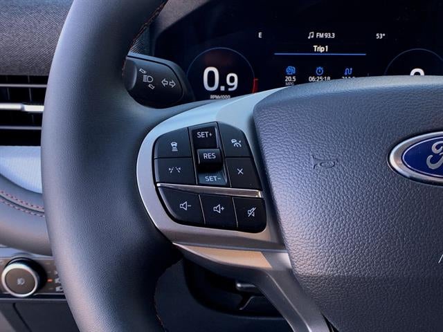 2026 Ford Explorer Active w/100A Pkg RWD