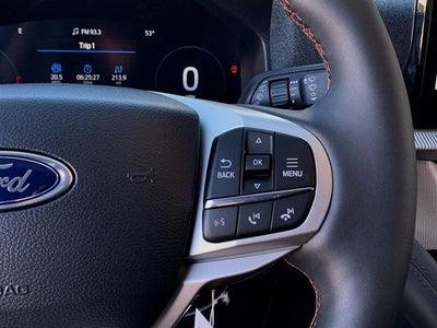 2026 Ford Explorer Active w/100A Pkg RWD