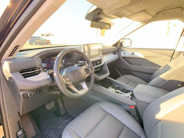 2026 Ford Explorer Active w/200A Pkg RWD