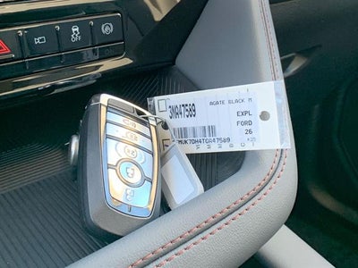 2026 Ford Explorer Active w/200A Pkg RWD