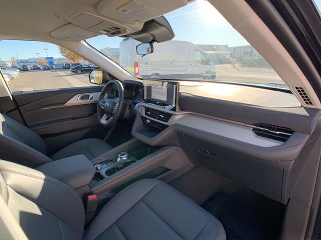 2026 Ford Explorer Active w/200A Pkg RWD