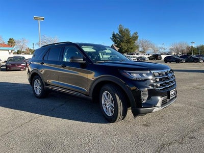 2026 Ford Explorer Active w/200A Pkg RWD