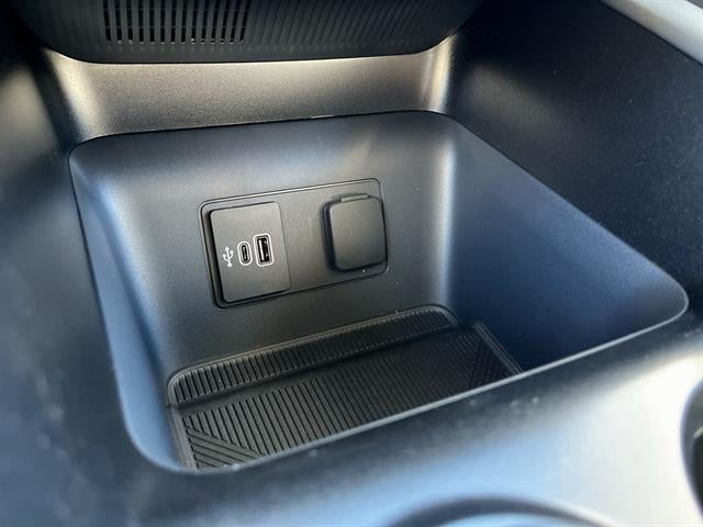 2026 Ford Explorer Active w/200A Pkg RWD