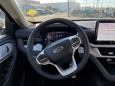 2026 Ford Explorer Active w/200A Pkg RWD