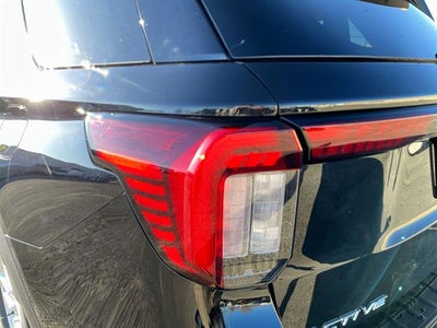 2026 Ford Explorer Active w/200A Pkg RWD