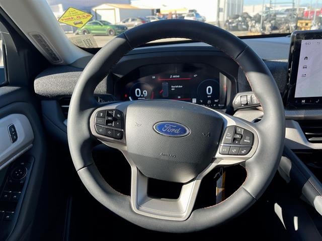 2026 Ford Explorer Active w/200A Pkg RWD