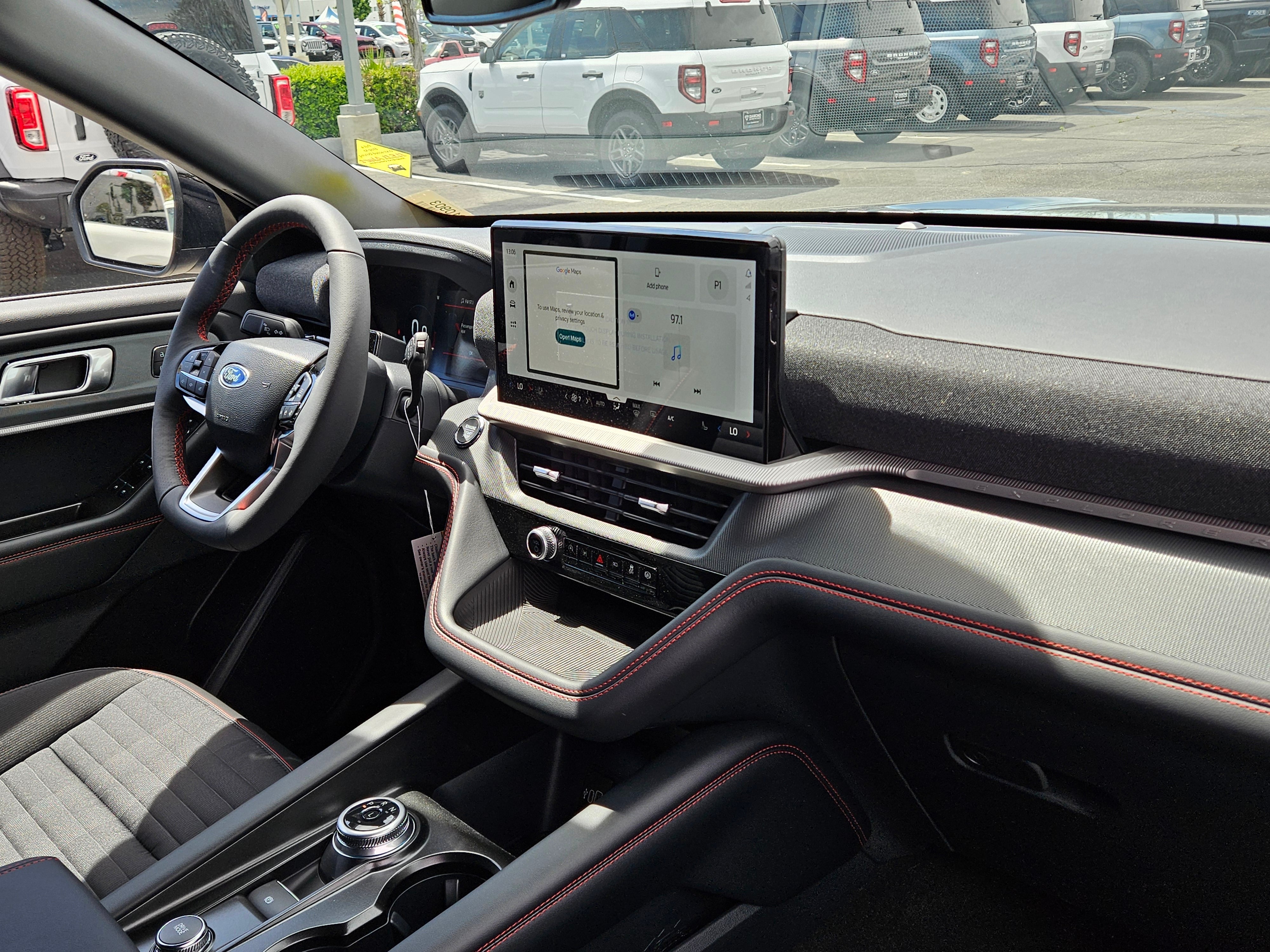 2026 Ford Explorer ST-Line RWD