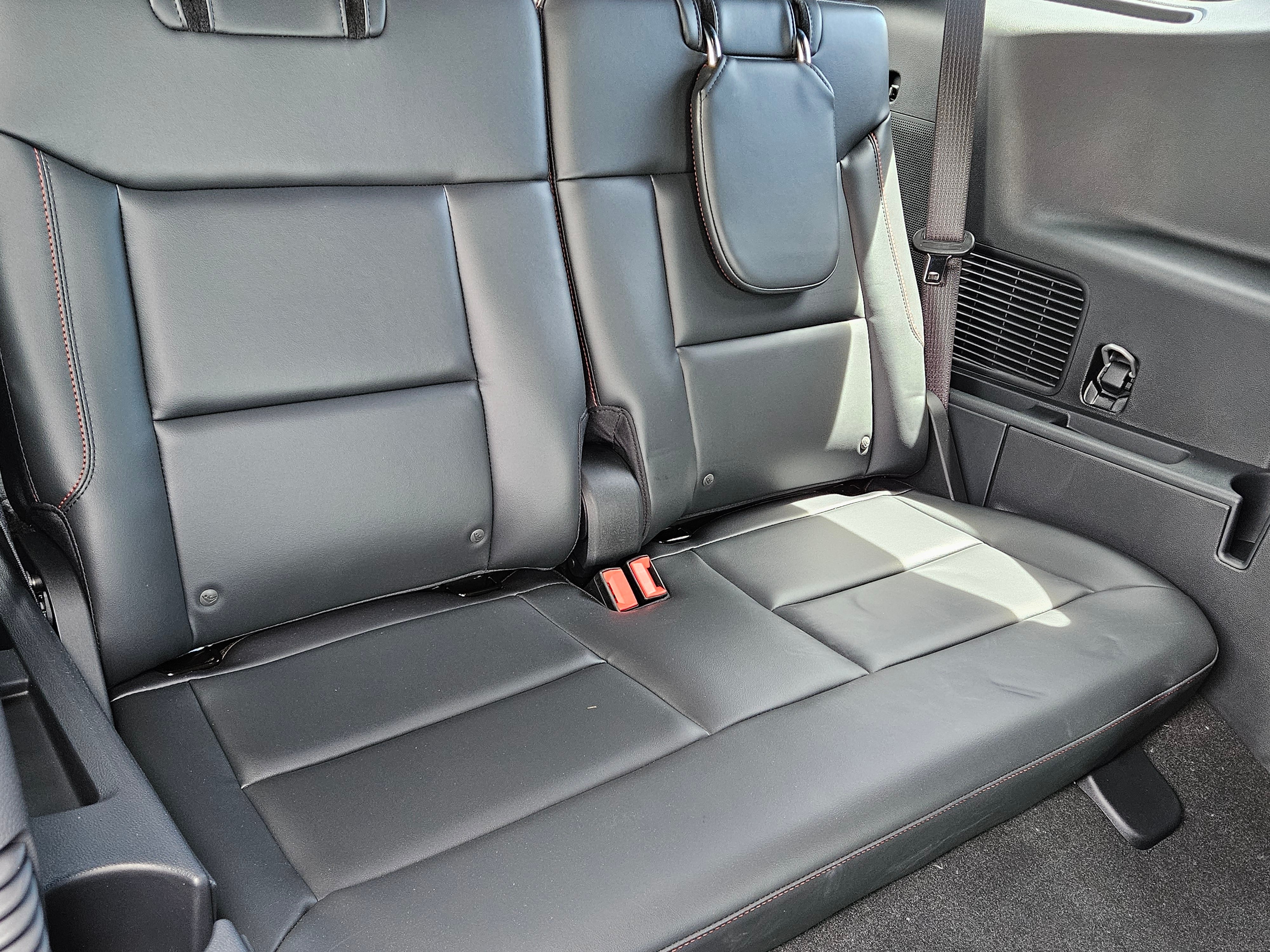 2026 Ford Explorer ST-Line RWD