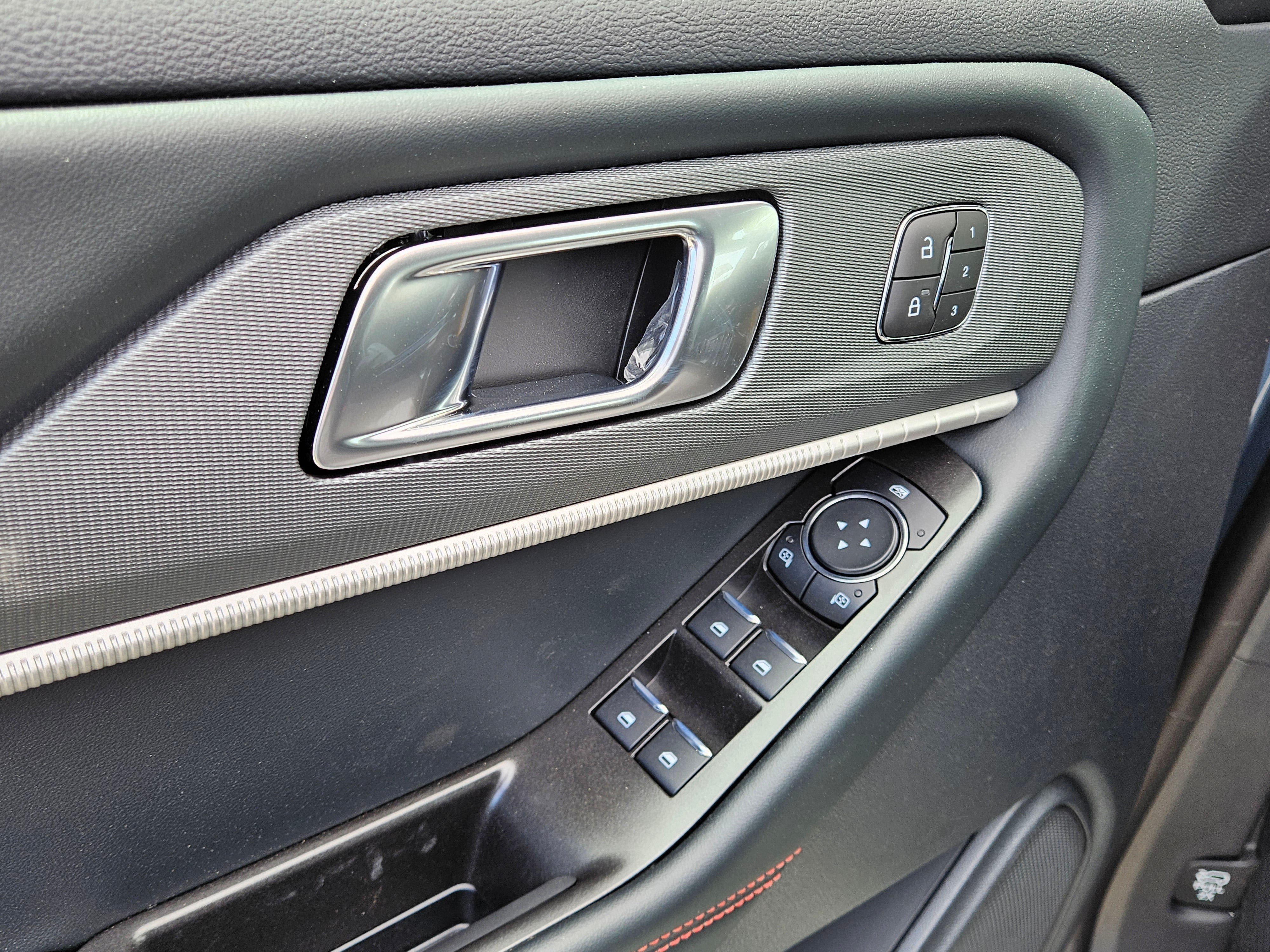 2026 Ford Explorer ST-Line RWD