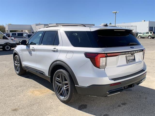 2026 Ford Explorer ST-Line RWD