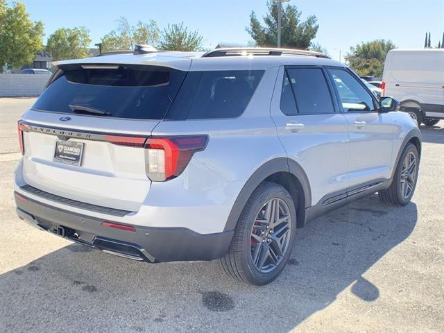 2026 Ford Explorer ST-Line RWD