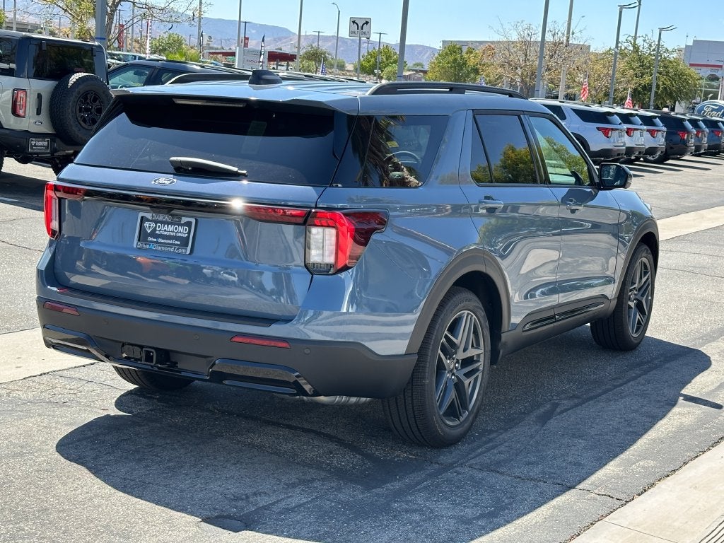 2027 Ford Explorer ST-Line