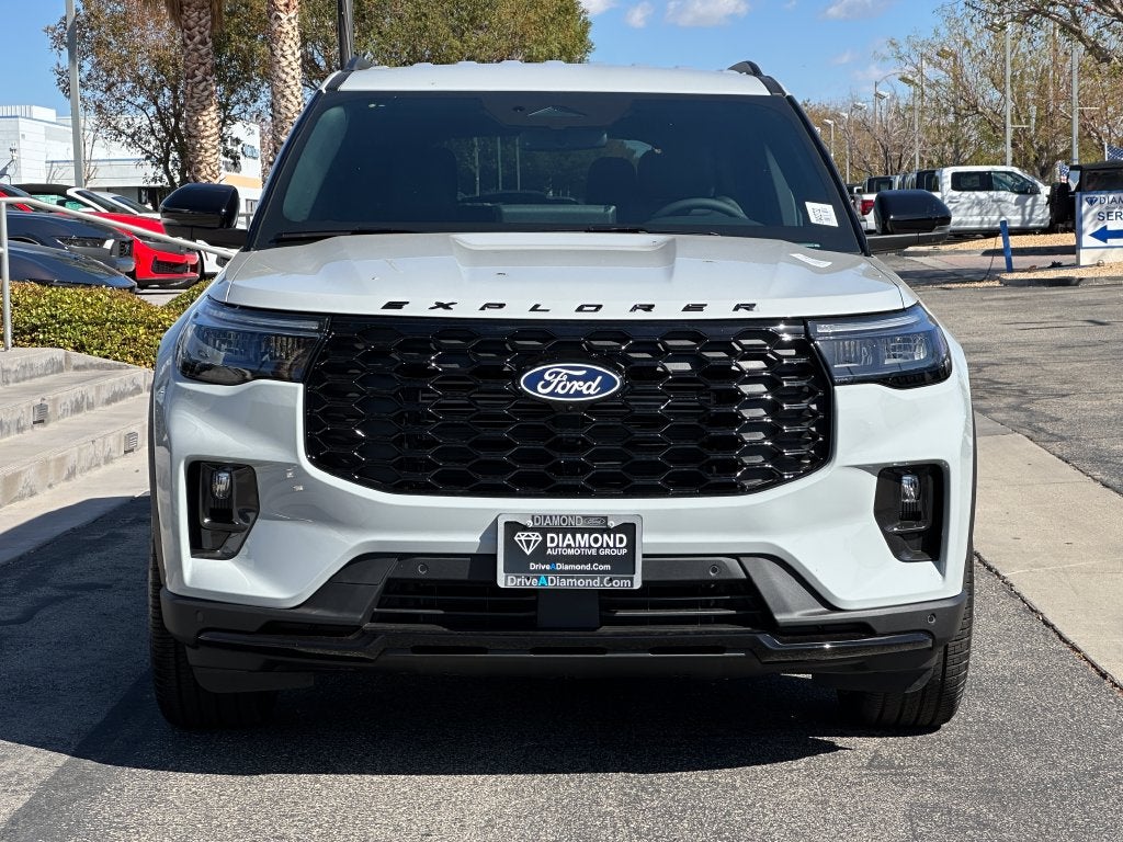2027 Ford Explorer ST-Line