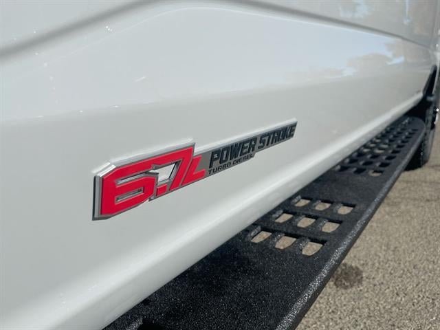 2026 Ford Super Duty F-350 SRW Platinum 4WD Crew Cab 6.75' Box