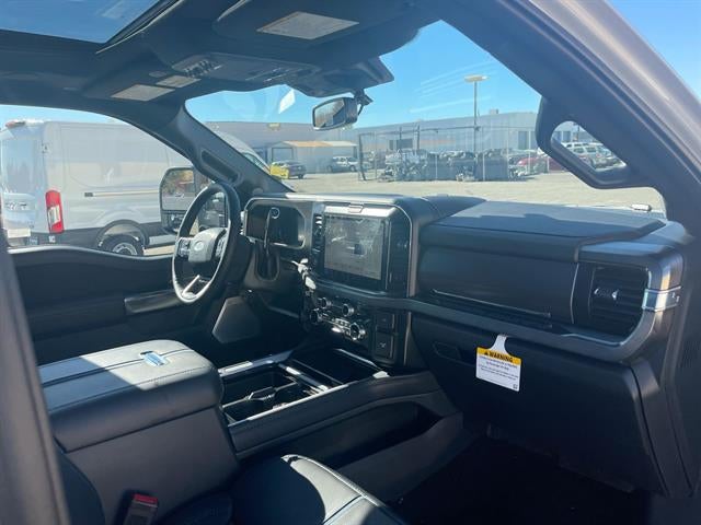 2026 Ford Super Duty F-350 SRW Platinum 4WD Crew Cab 6.75' Box