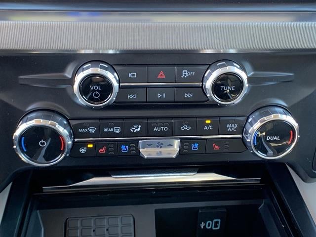 2026 Ford Super Duty F-350 SRW Platinum 4WD Crew Cab 6.75' Box