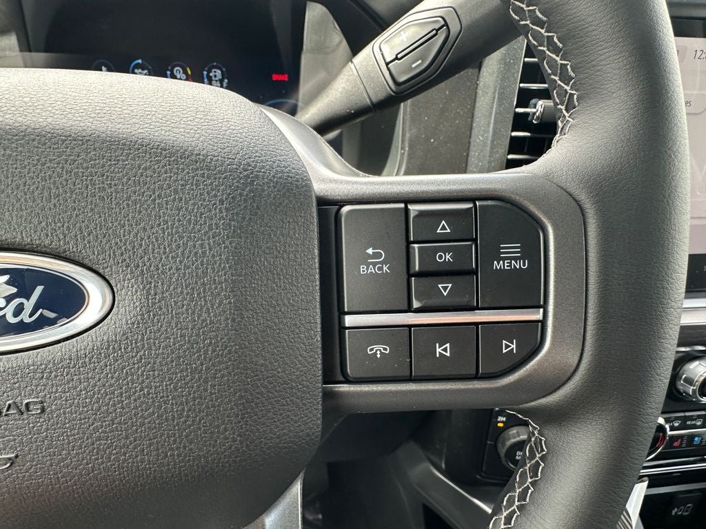 2026 Ford F-350SD Lariat DRW