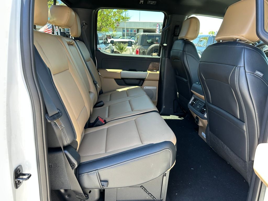 2026 Ford F-450SD Lariat DRW